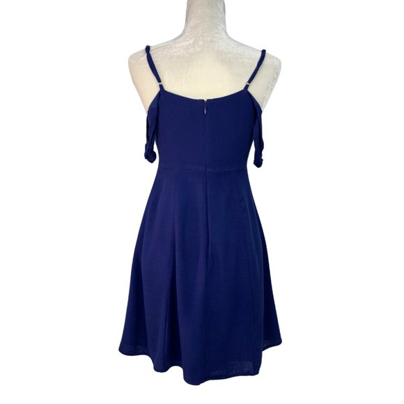 ASTR the Label Sweetheart Mini Dress Tie Shoulder Blue Size Small - Picture 2 of 10